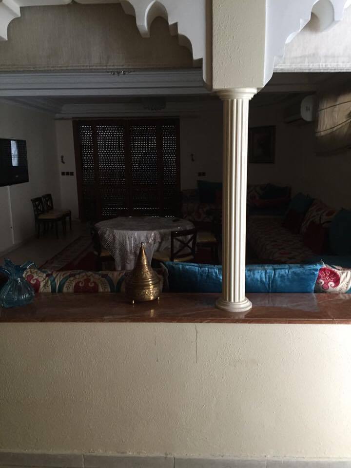 Image Villa located in a lovely neighborhood in Marrakech 3