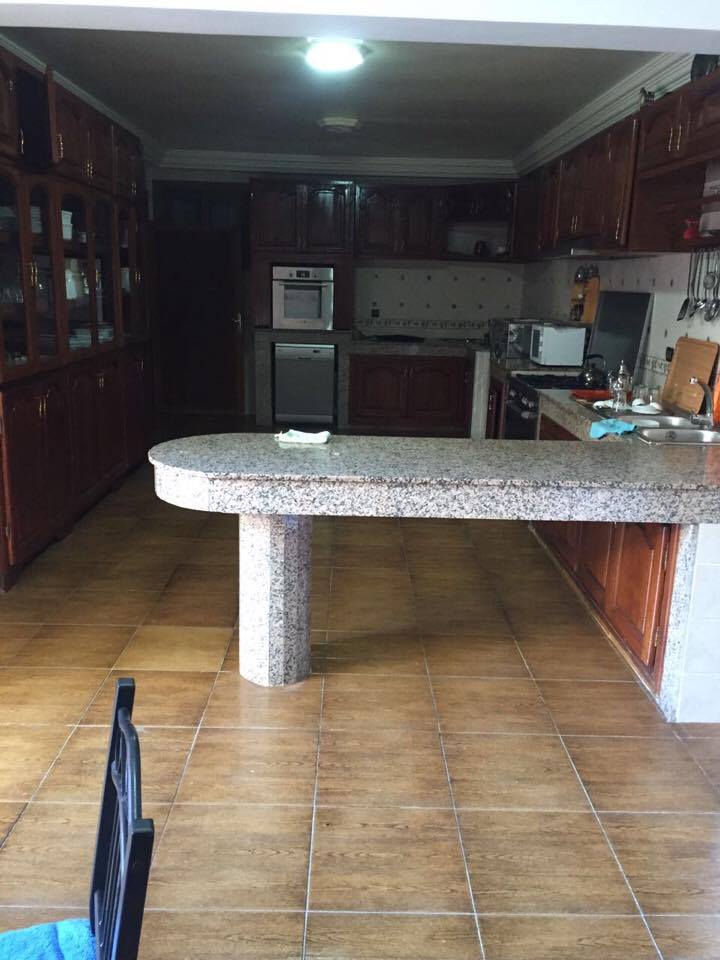 Image Villa located in a lovely neighborhood in Marrakech 1