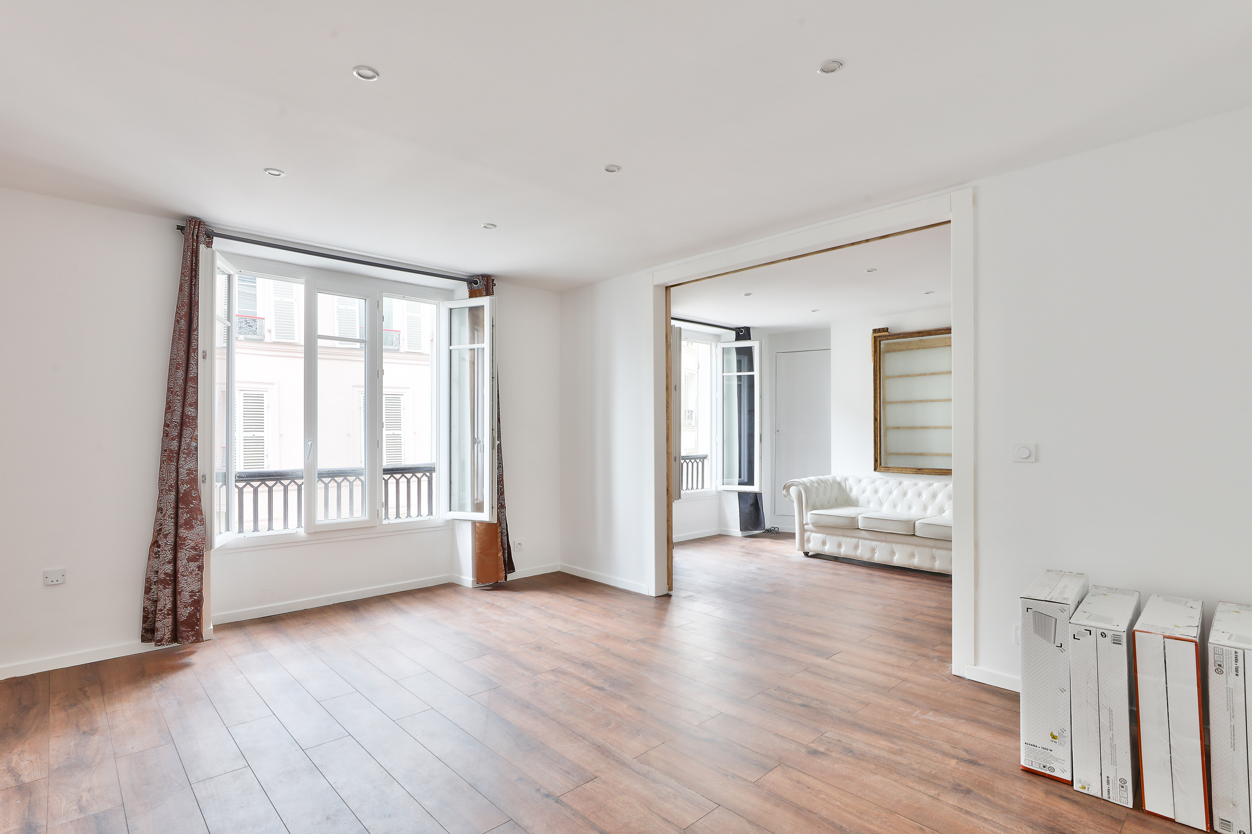 Image  Beautiful apartment completely renovated 2