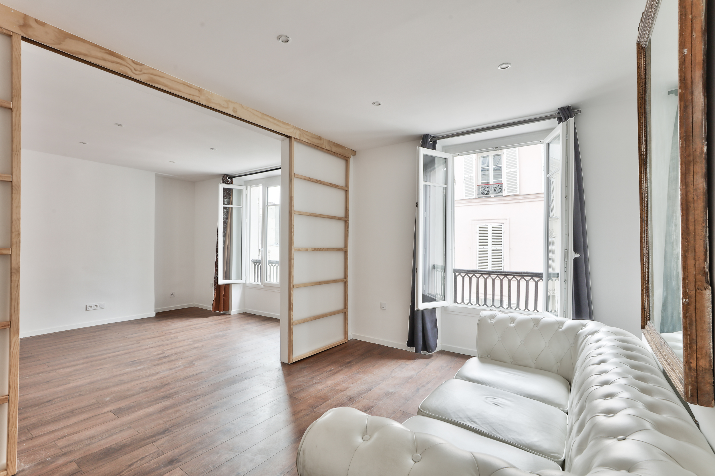 Image  Beautiful apartment completely renovated 1