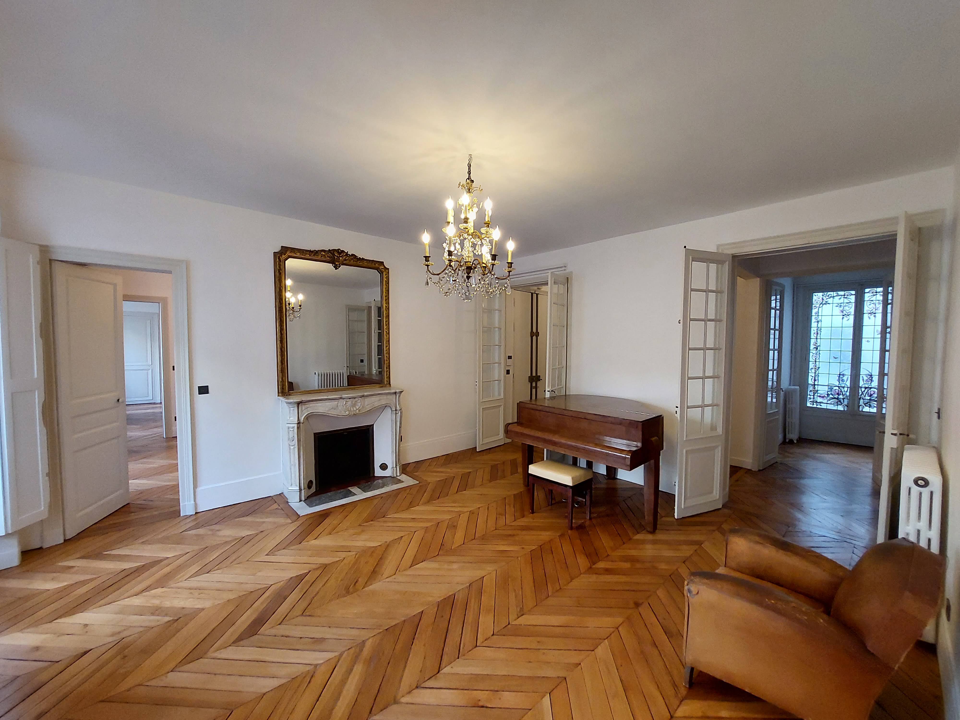Image Sale apartment 10 rooms 221 m² Paris 6E (75006) 3.990.000 € 0