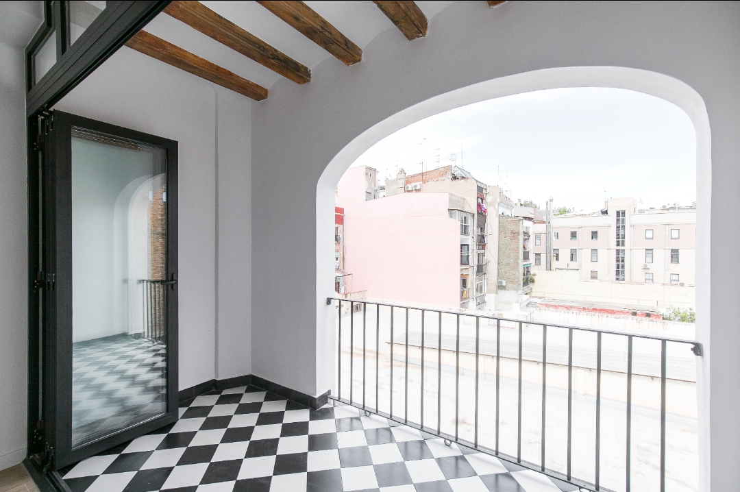 Image Apartment in El Raval 11