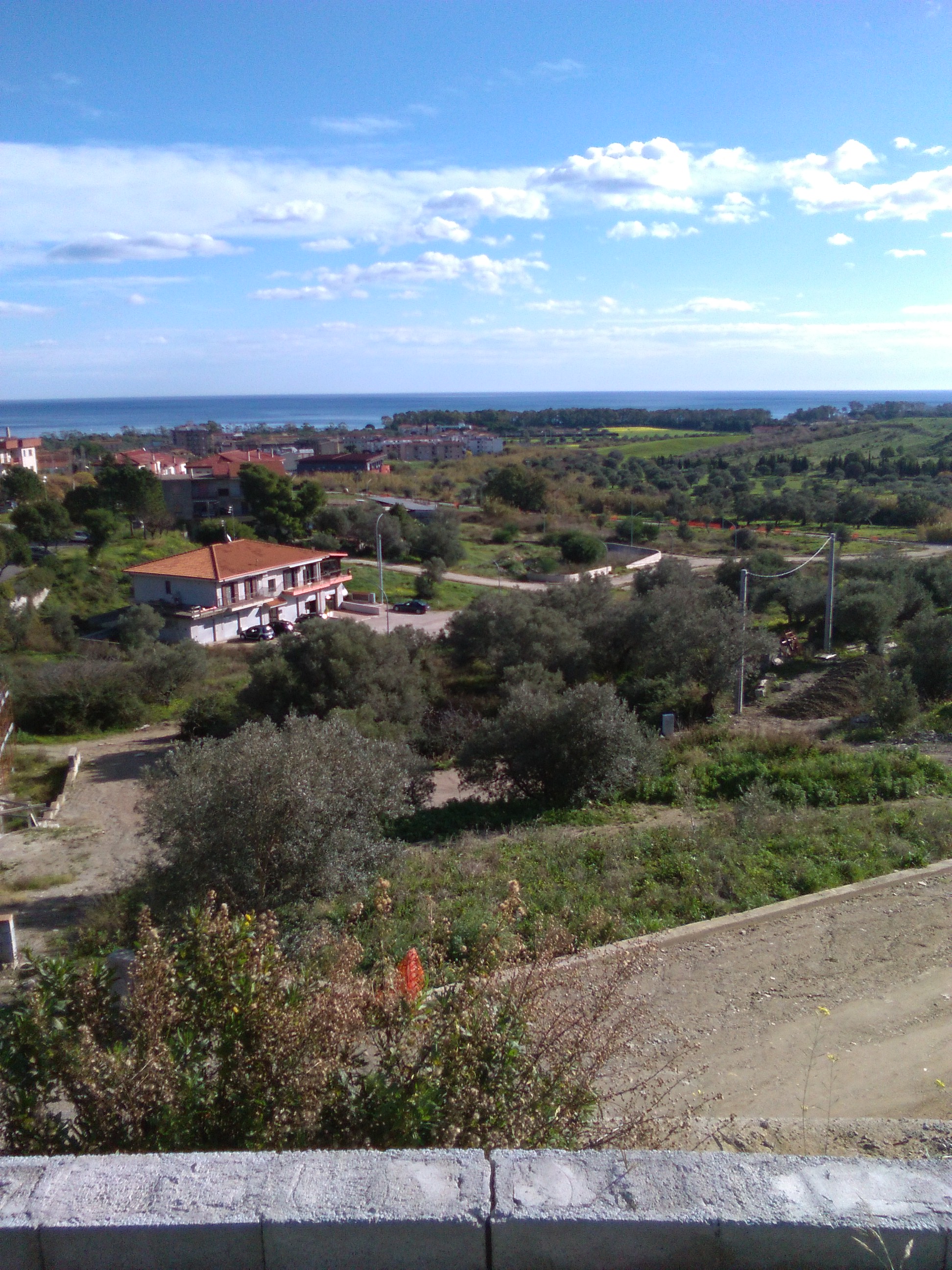 Image APPARTAMENTO 900 Mt. DAL MARE 0