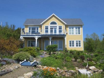 Image Sale house la malbaie  0