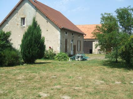Image Sale house seuillet moulins 0