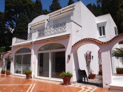 Image Rent prestigious real estate capri napoli provincia 0