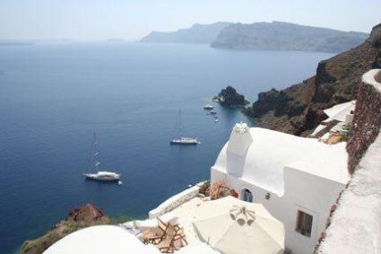 Image Rent house oia thira 1