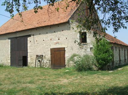 Image Sale house seuillet moulins 1