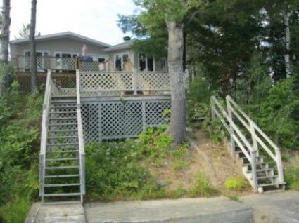 Image Sale house rivière-bleue, québec, canada  1