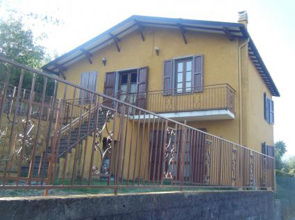 Image Sale house massarosa lucca 1