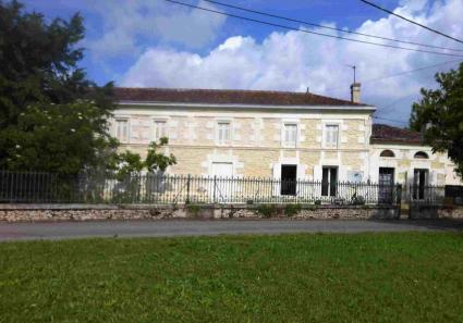 Image Sale house campugnan bourdeaux 1