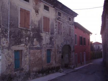 Image Sale building vittorio veneto treviso 1