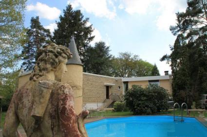 Image Sale prestigious real estate rambouillet versailles 1