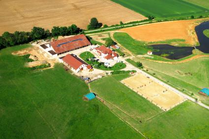 Image Sale prestigious real estate bletterans lons le saunier 5