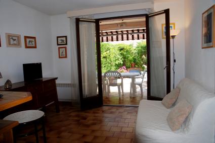 Image Sale apartment saint cyr sur mer  2