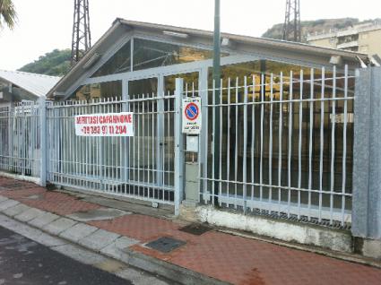 Image Sale hangar vallecrosia imperia 1