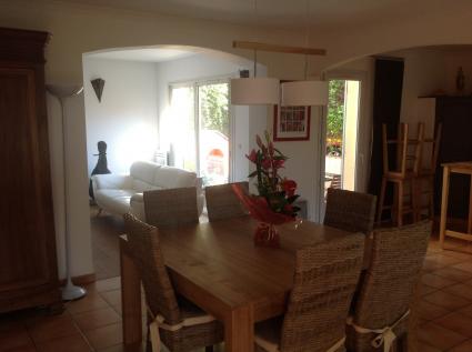 Image Sale villa vauvert nîmes 3