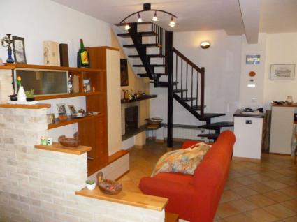 Image Sale house viggiù varese 3