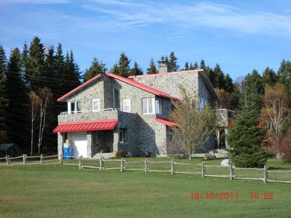 Image Sale house isle-aux-coudres  0