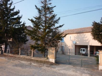 Image Sale prestigious real estate saint julien de peyrolas nîmes 3