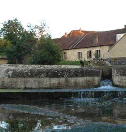 Image Sale building seignelay auxerre 1