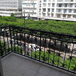 Appartement en plein centre ville de Tunis: Avenue Habib Bourguiba></noscript>
                                                        <span class=