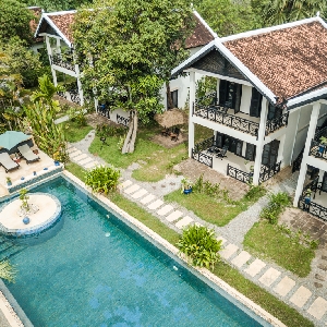 Opportunity in Cambodia, boutique hotel></noscript>
                                                        <span class=