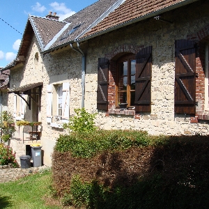 Ancienne ferme rénovée au sud entre Laon et Soissons (Aisne - Picardie)></noscript>
                                                        <span class=