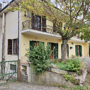 Villa à rénover 348m2 avec jardin></noscript>
                                                        <span class=