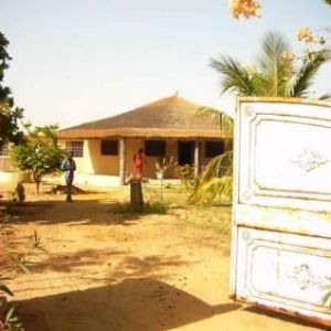 Vente maison djilor sine lamoum ></noscript>
                                                        <span class=