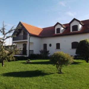 Sale villa povoa de varzim ></noscript>
                                                        <span class=