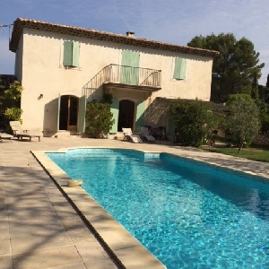 5 PEZZI 170 m² provenzale vicino AIX-EN-PROVENCE></noscript>
                                                        <span class=