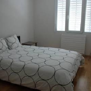 Apartamento de 3 quartos para entregar com urgência, Via-Creuse GE></noscript>
                                                        <span class=